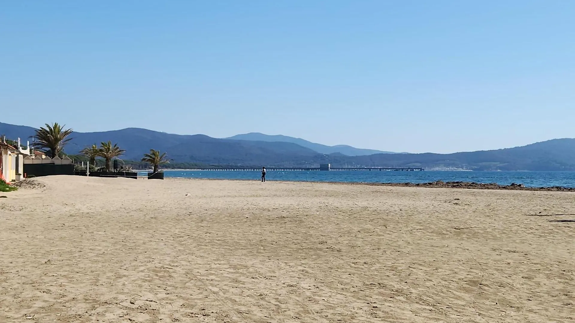 Appartamento Margarita Maris - 20Mt Dalla Spiaggia Follonica 0*,  Italy